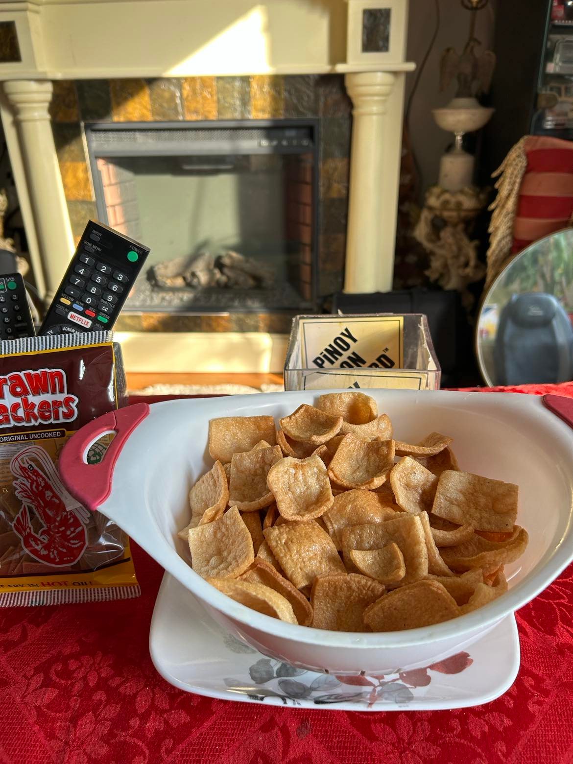 Philippines Besuto Prawn Bundle.Filipino prawn Chicharon (4) packs in a box, Ready & quick to cook. All time favorite chicharon crackers.
